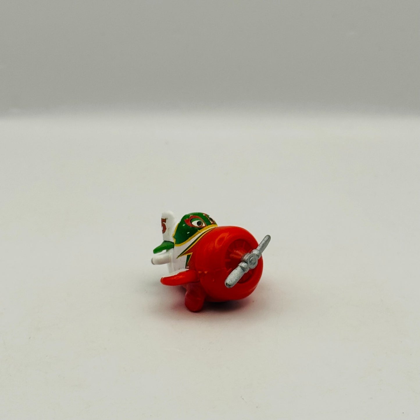 Disney Planes & Pixar Cars - Micro Drifters EL CHUPACABRA - Rolling