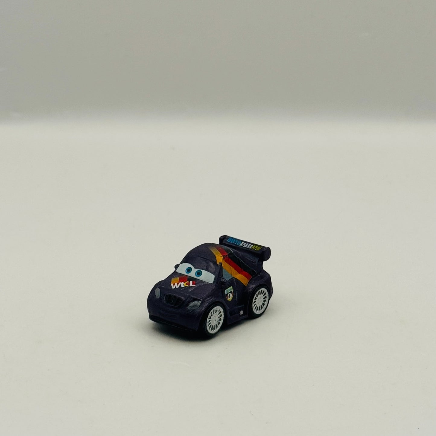 Disney Pixar Cars - Micro Drifters MAX SCHNELL WGP - Rolling