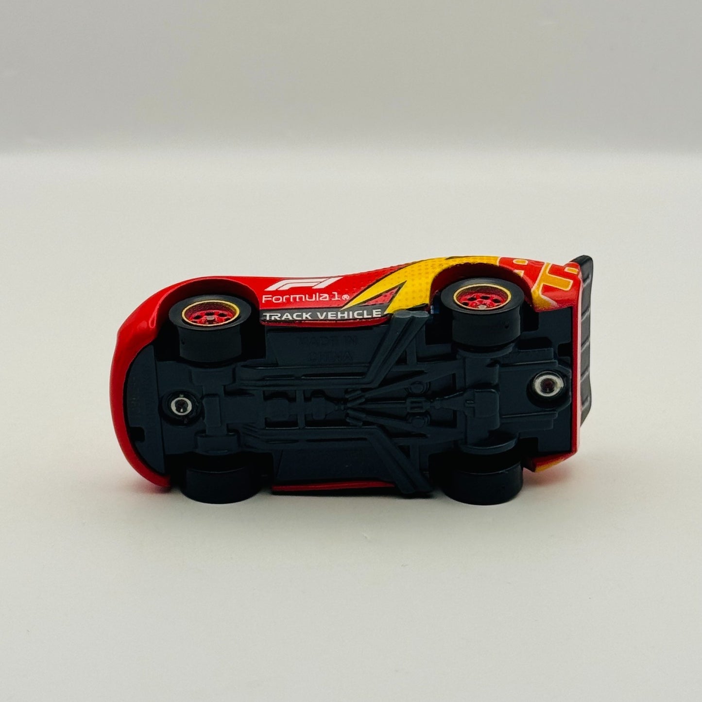 Disney Pixar Cars - FORMULA 1 COLLAB 3-PACK MCQUEEN, FRANCESCO 2026 1:55 Diecast