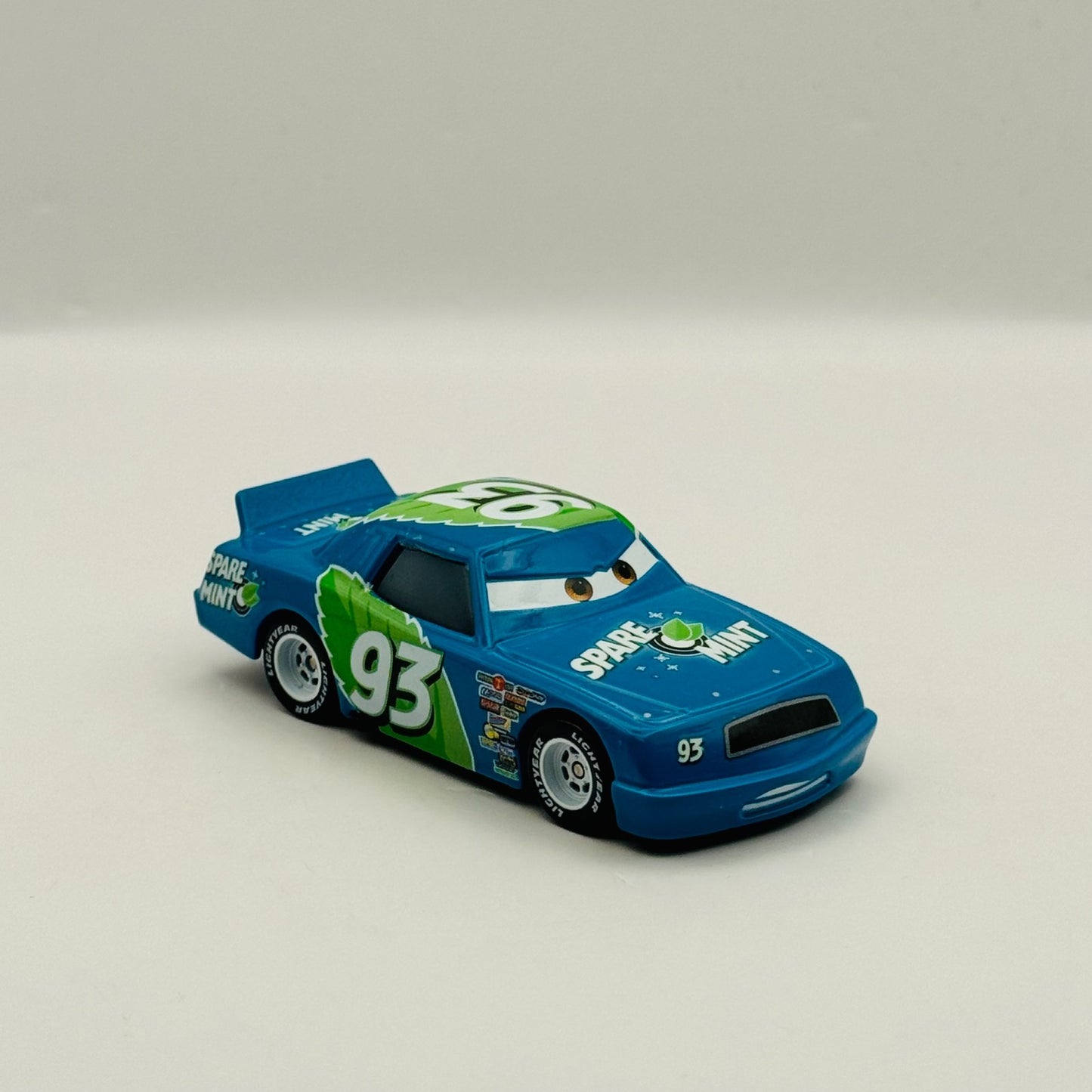 Disney Pixar Cars - SPARE O MINT ERNIE GEARSON Piston Cup 2014 - 1:55 Diecast