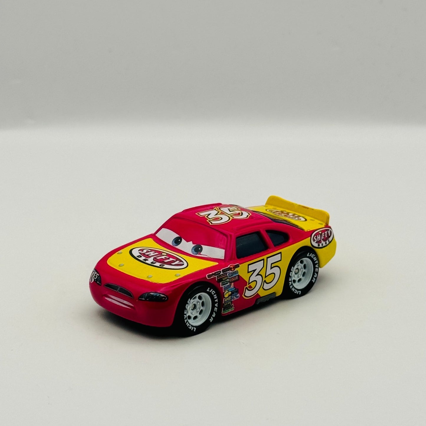 Disney Pixar Cars - SHIFTY DRUG KEVIN RACINGTIRE Piston Cup PINK 1:55 Diecast