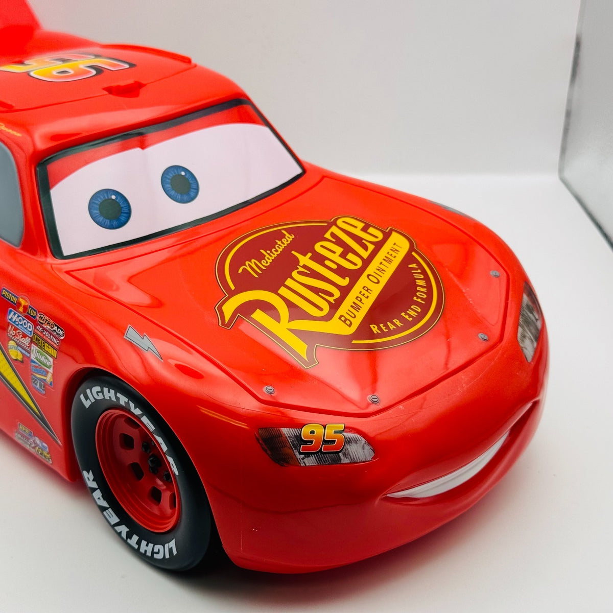 Disney Pixar Cars - MCQUEEN POPCORN BUCKET  20TH ANNIVERSARY - 1:18 Scale