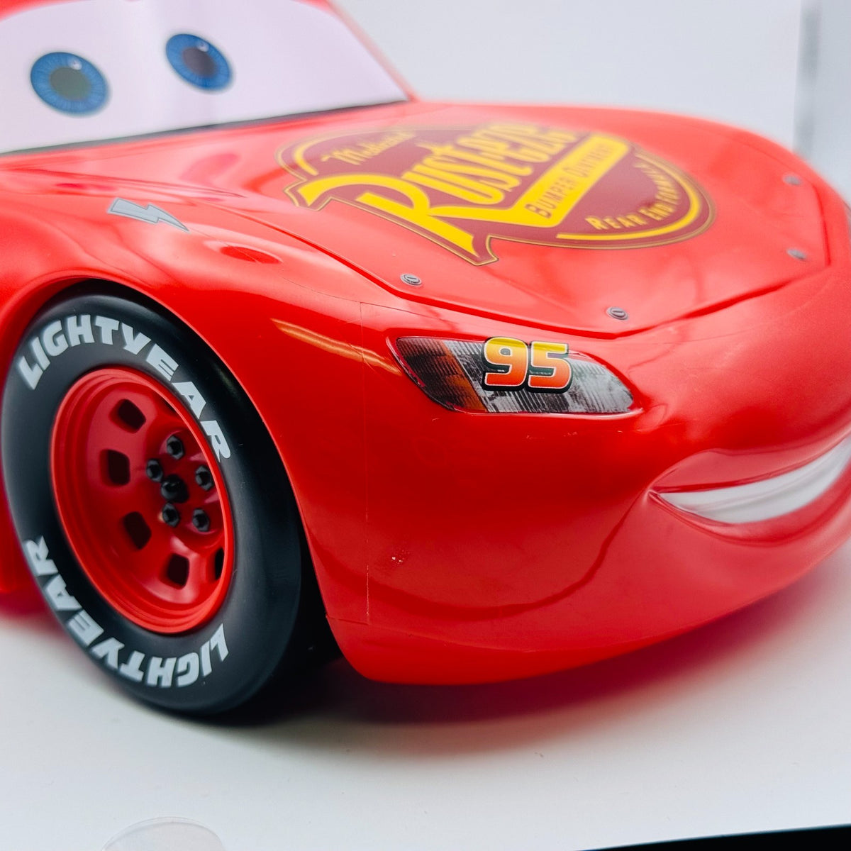 Disney Pixar Cars - MCQUEEN POPCORN BUCKET  20TH ANNIVERSARY - 1:18 Scale