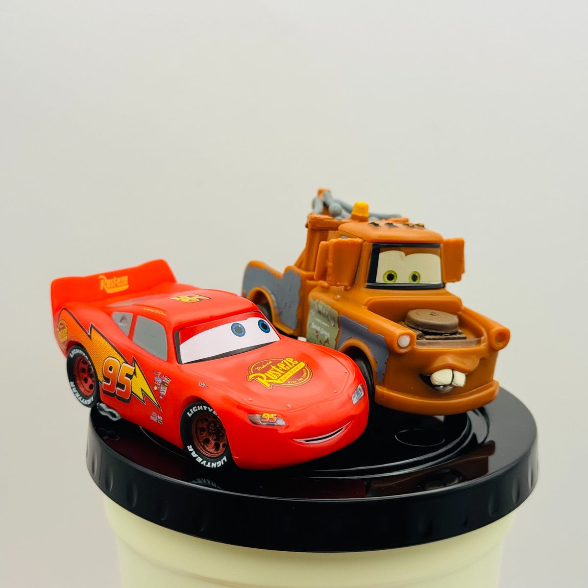 Disney Pixar Cars - MATER & MCQUEEN CUP Theatre Exclusive - 20TH ANNIVERSARY