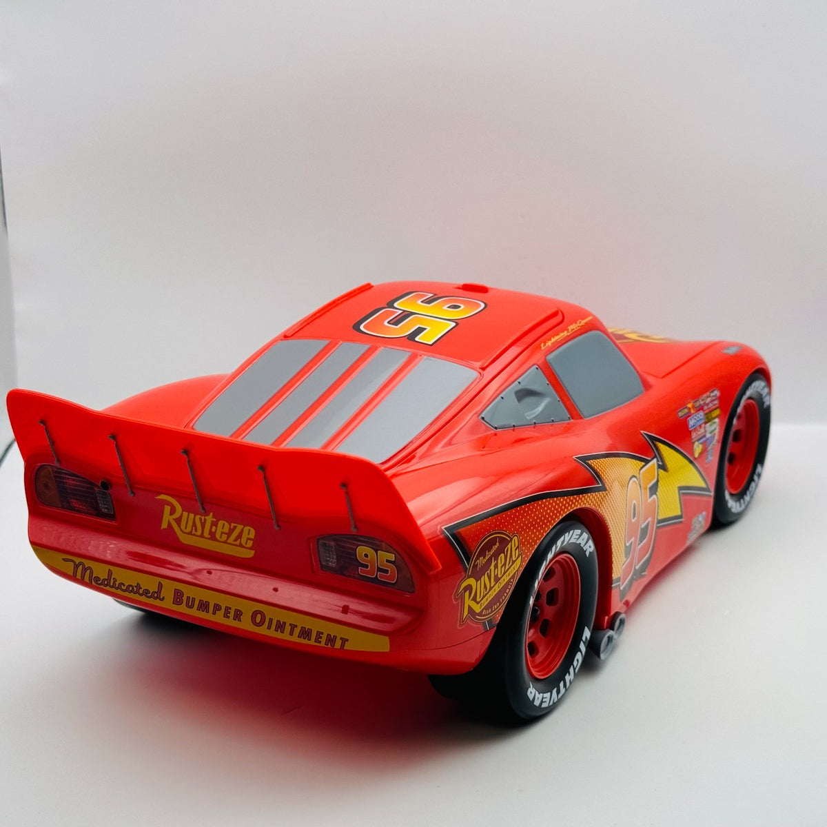 Disney Pixar Cars - MCQUEEN POPCORN BUCKET  20TH ANNIVERSARY - 1:18 Scale