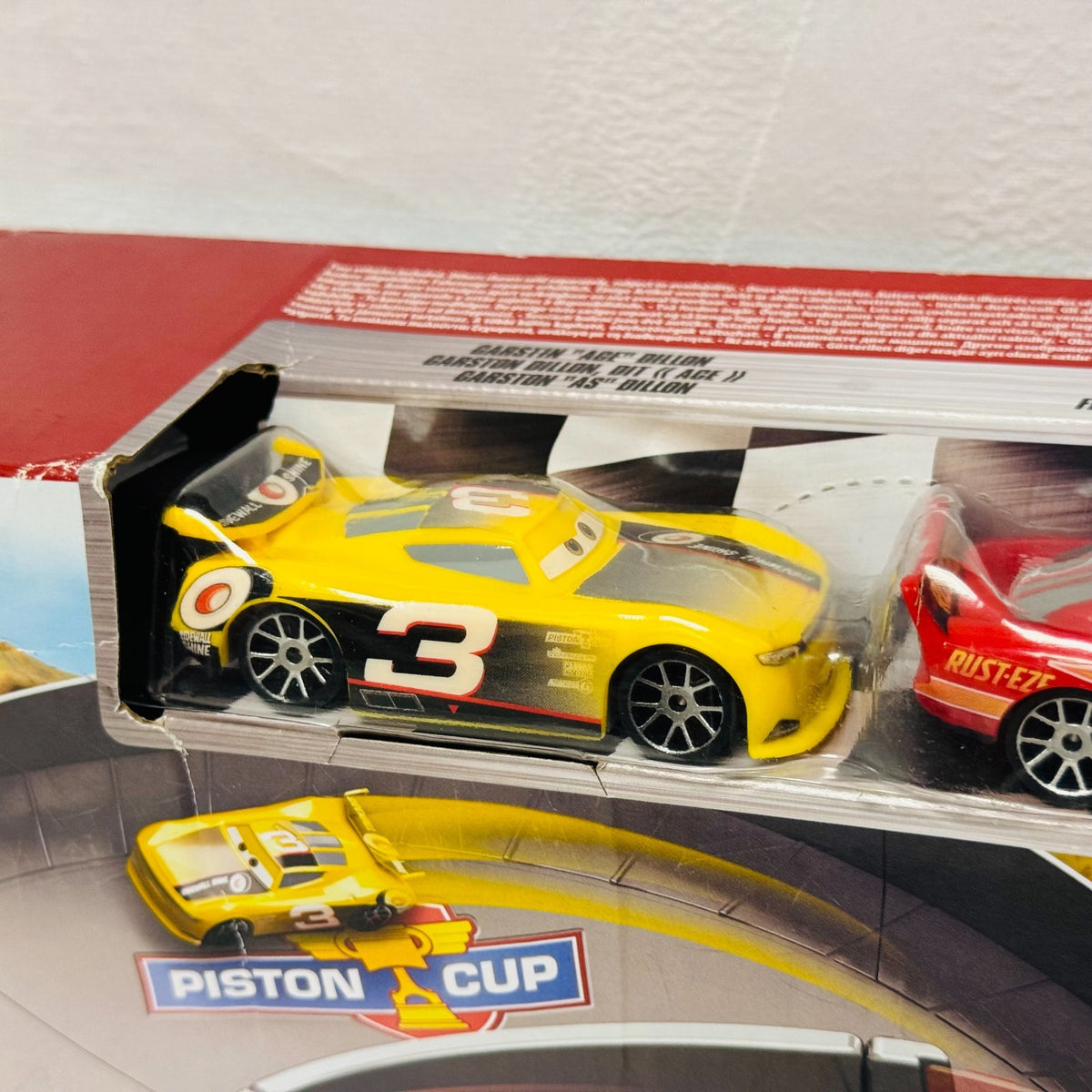 Disney Pixar Cars - NASCAR LANE CHANGE RACE PISTON CUP PLAYSET - 1:55 Scale