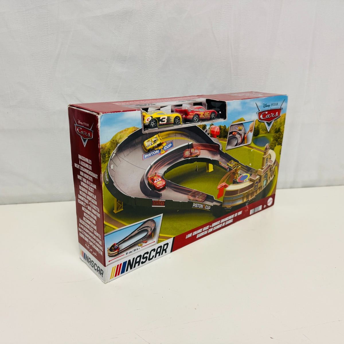 Disney Pixar Cars - NASCAR LANE CHANGE RACE PISTON CUP PLAYSET - 1:55 Scale