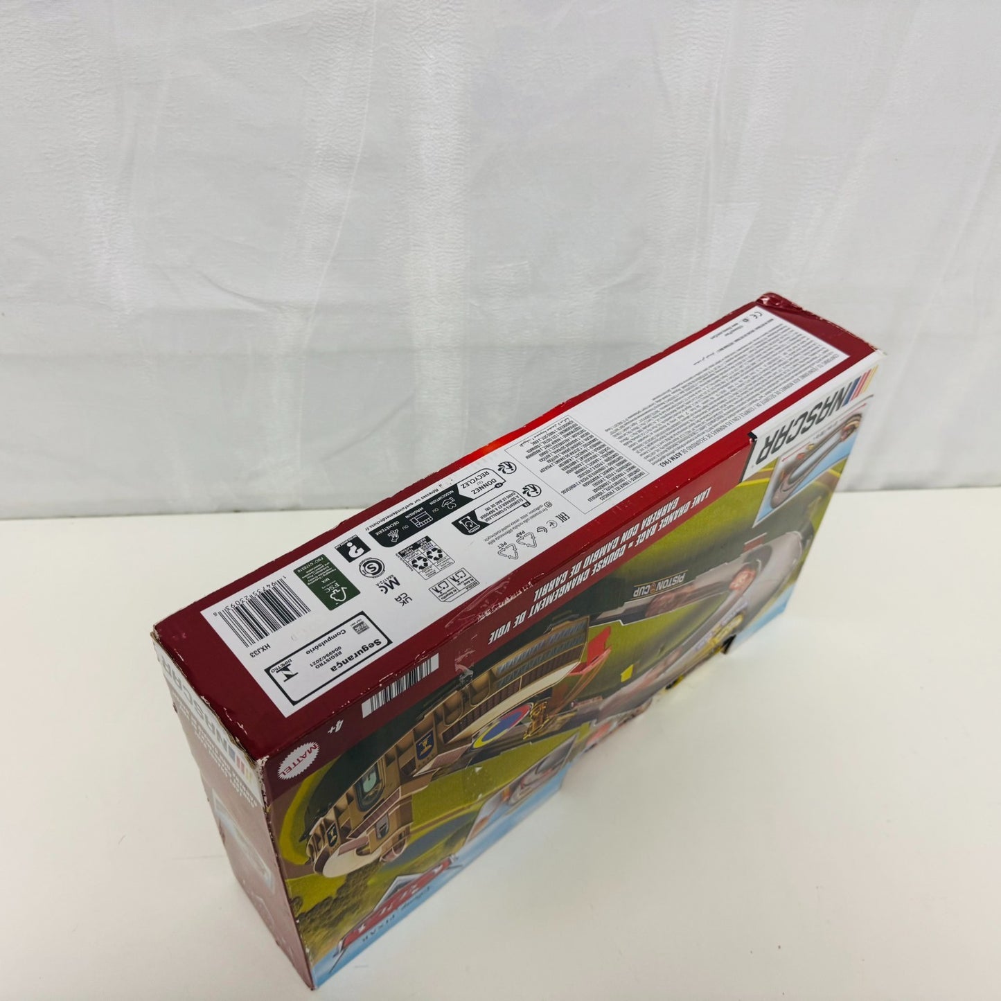 Disney Pixar Cars - NASCAR LANE CHANGE RACE PISTON CUP PLAYSET - 1:55 Scale