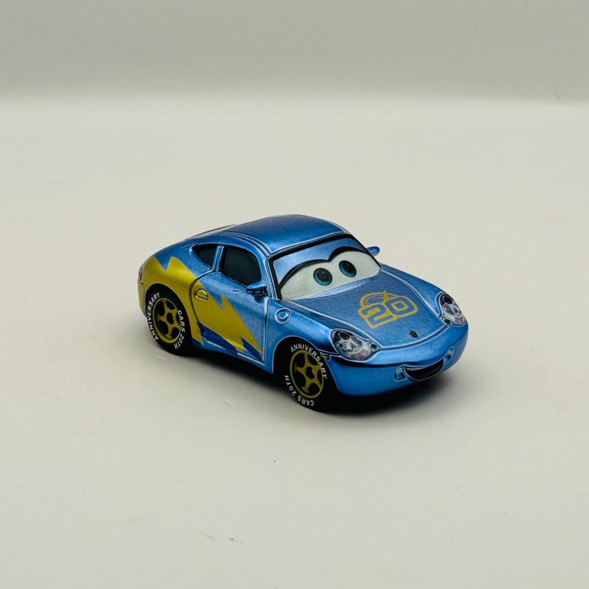 Disney Pixar Cars - METALLIC SALLY 20TH ANNIVERSARY 2026 - 1:55 Diecast