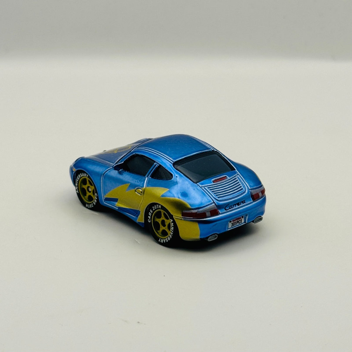 Disney Pixar Cars - METALLIC SALLY 20TH ANNIVERSARY 2026 - 1:55 Diecast