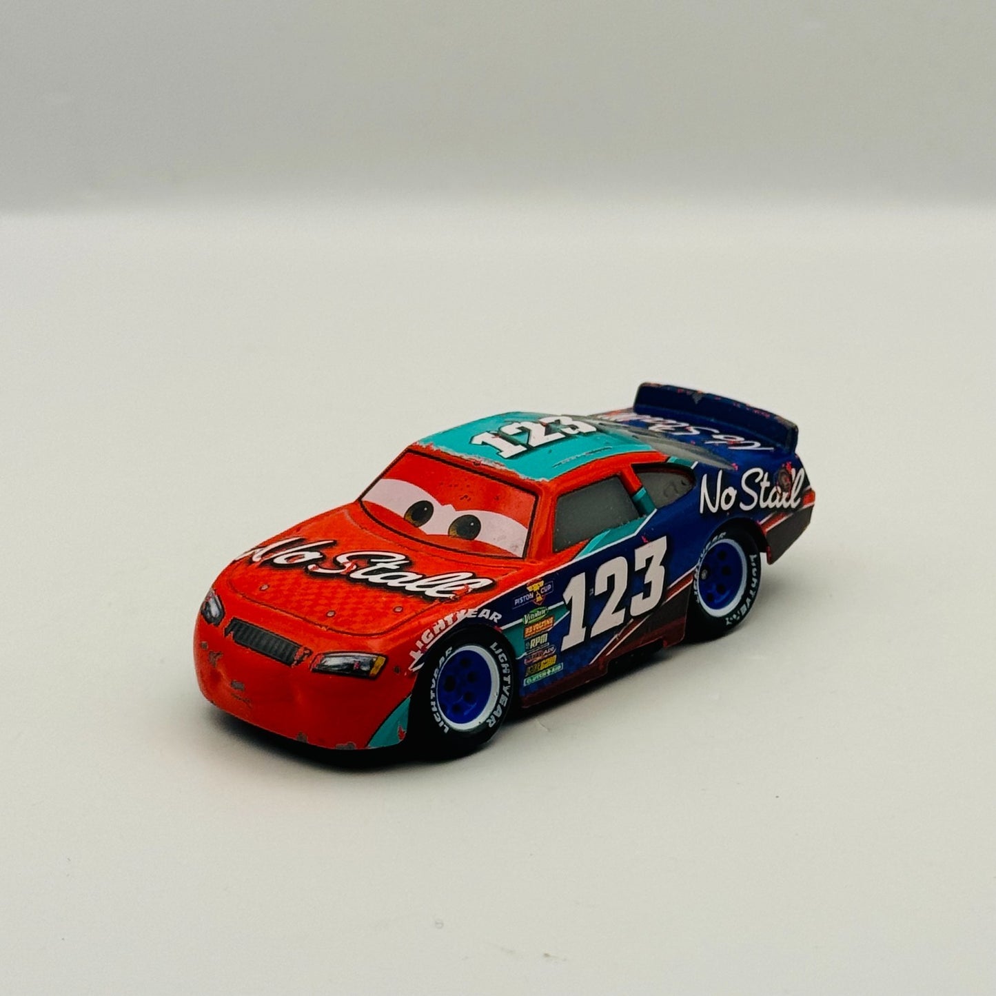 Disney Pixar Cars - TODD MARCUS NO STALL Veteran Racer Cars 3 - 1:55 Diecast