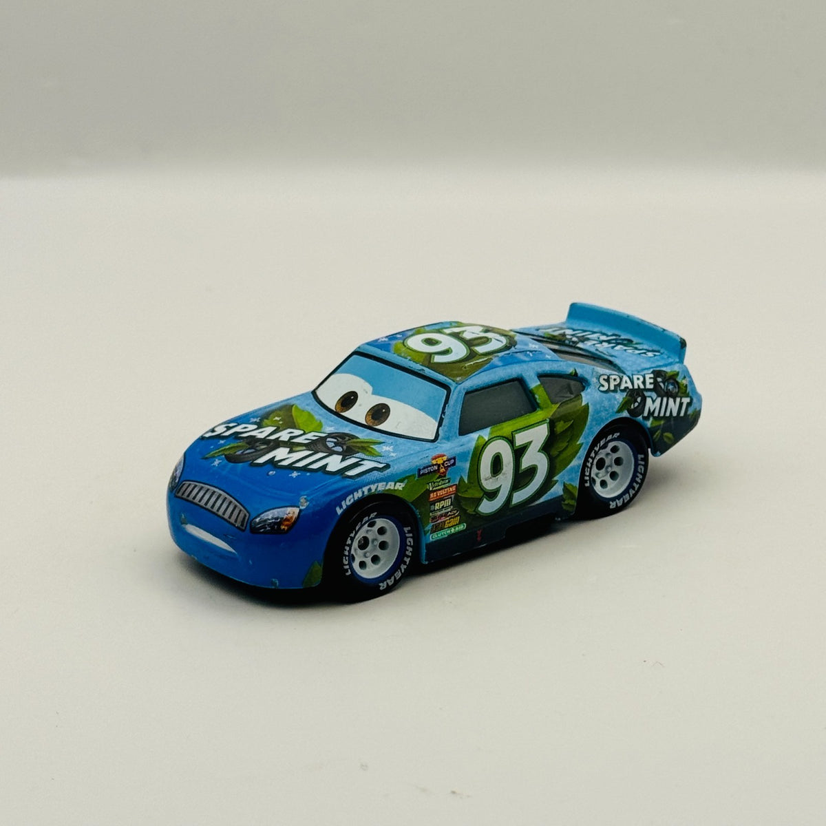 Disney Pixar Cars - CARS 3 ERNIE GEARSON SPARE O MINT Veteran Racer 1:55 Diecast
