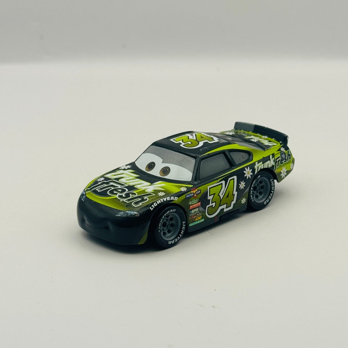 Disney Pixar Cars - DIRKSON D'AGOSTINO TRUNK FRESH Cars 3 Racer - 1:55 Diecast