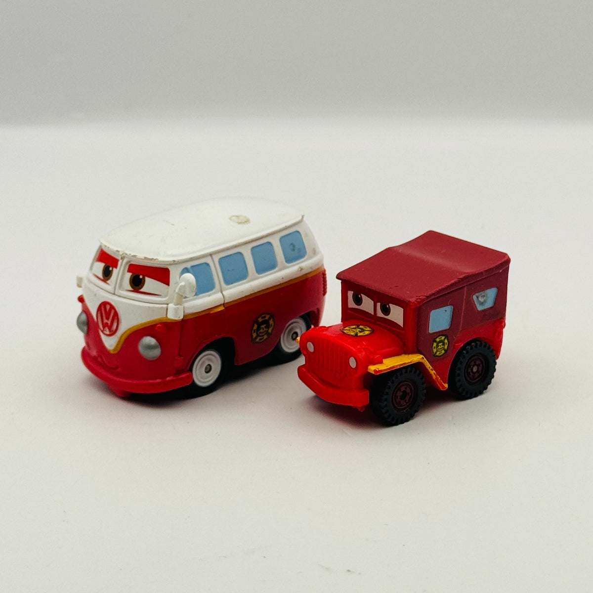 Disney Pixar Cars - Mini Adventures SARGE & FILLMORE - Fire Department