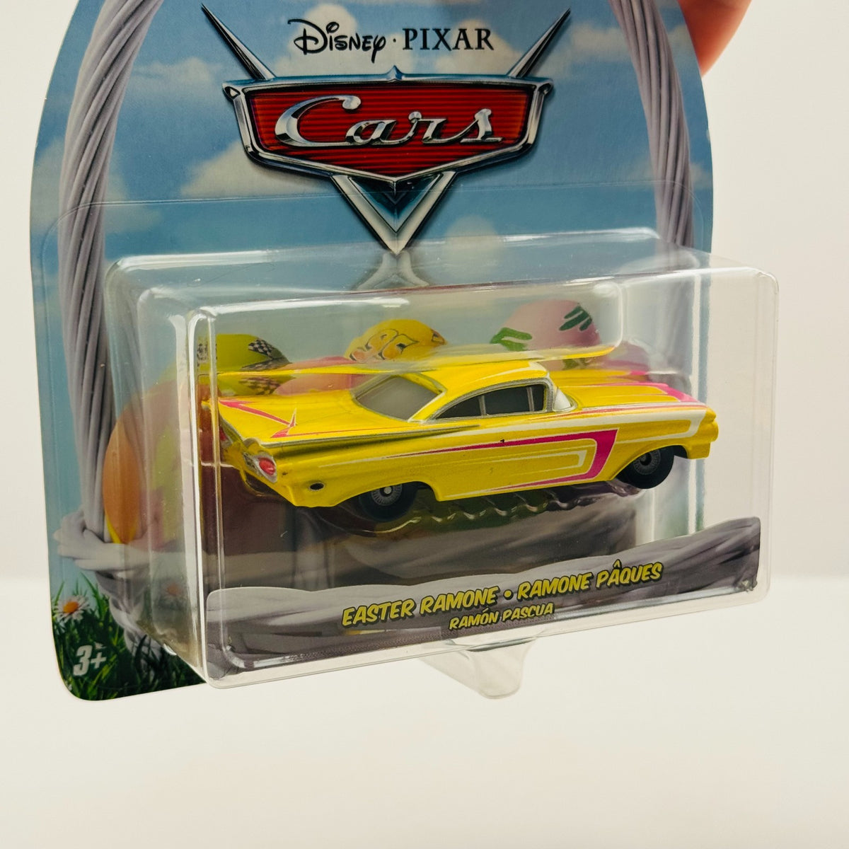 Disney Pixar Cars - YELLOW EASTER RAMONE 2026 - 1:55 Diecast