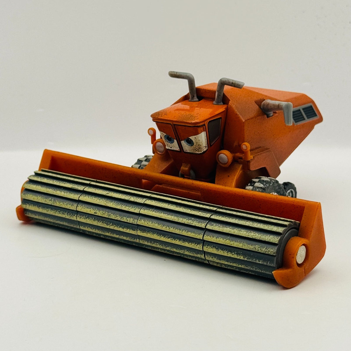 Disney Pixar Cars - FRANK THE COMBINE Deluxe Radiator Springs 2015- 1:55 Diecast