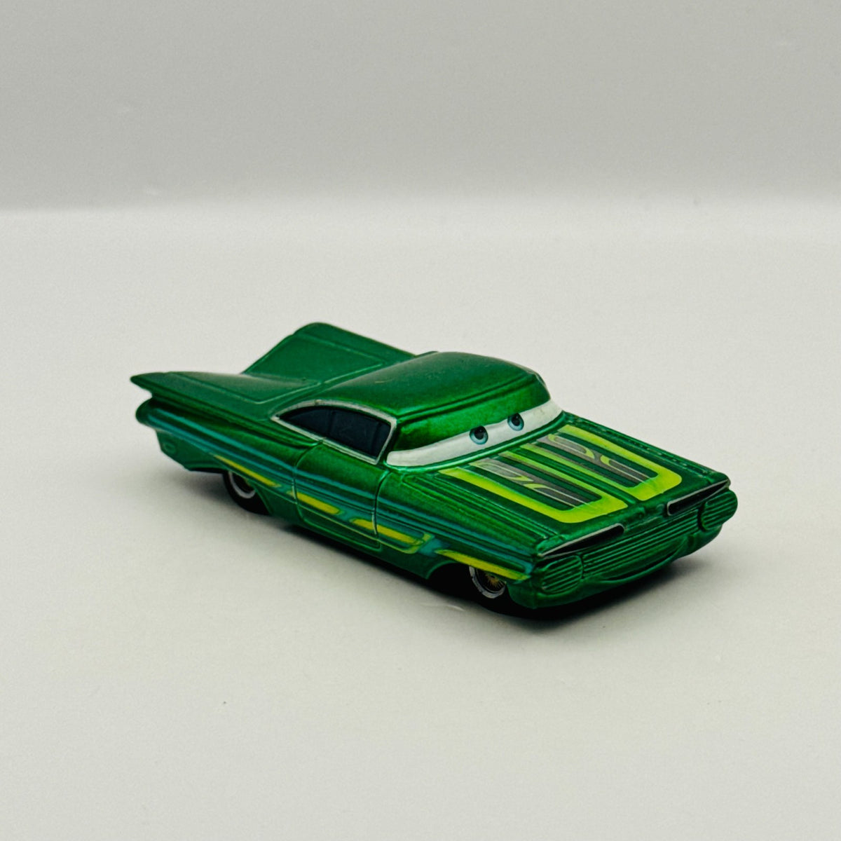 Disney Pixar Cars - GREEN RAMONE Supercharged 2007 - 1:55 Diecast
