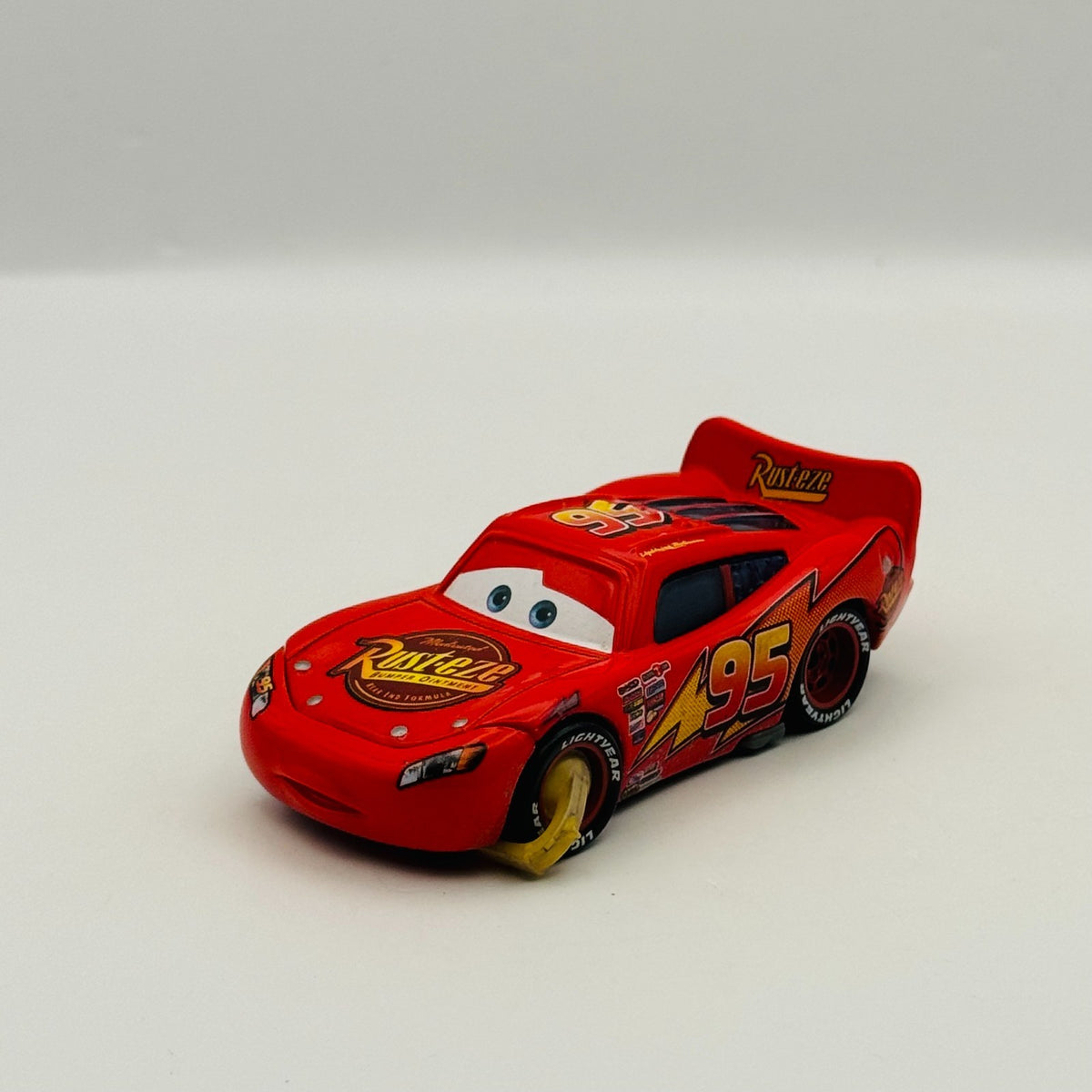 Disney Pixar Cars - IMPOUND McQUEEN WITH BOOT Race O Rama 2009 - 1:55 Diecast