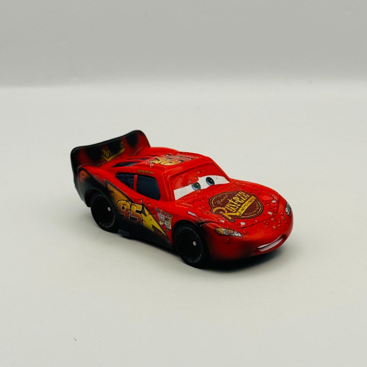 Disney Pixar Cars Toon SOAKED LIGHTNING MCQUEEN Rescue Squad Mater 1:55 Diecast