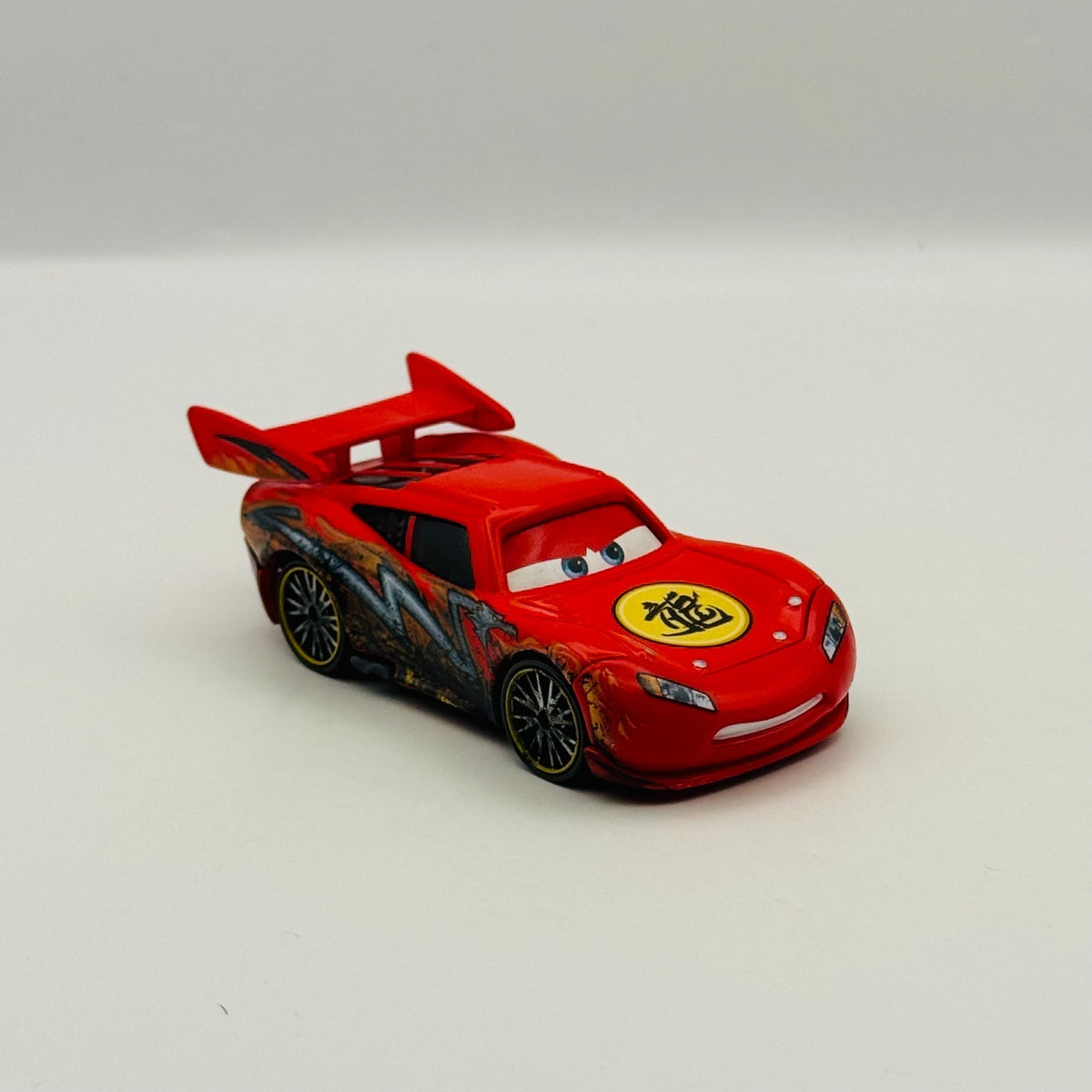 Disney Pixar Cars Toon - DRAGON MCQUEEN WITH OIL STAINS Tokyo Mater 1:55 Diecast
