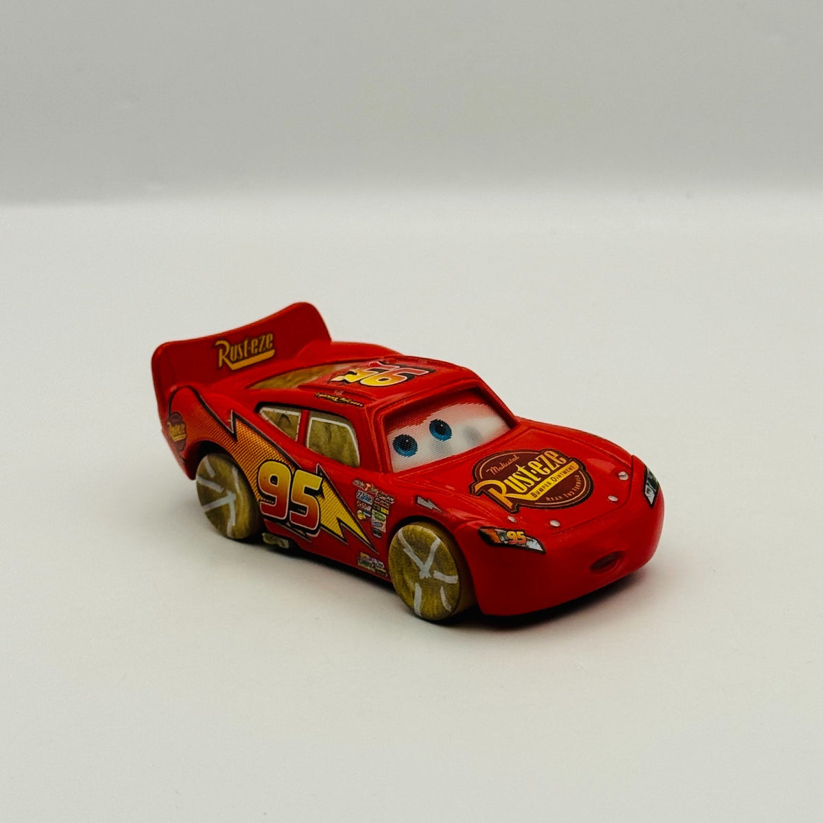 Disney Pixar Cars - PAINT MASK LIGHTNING McQUEEN CHASE LENTICULAR - 1:55 Diecast