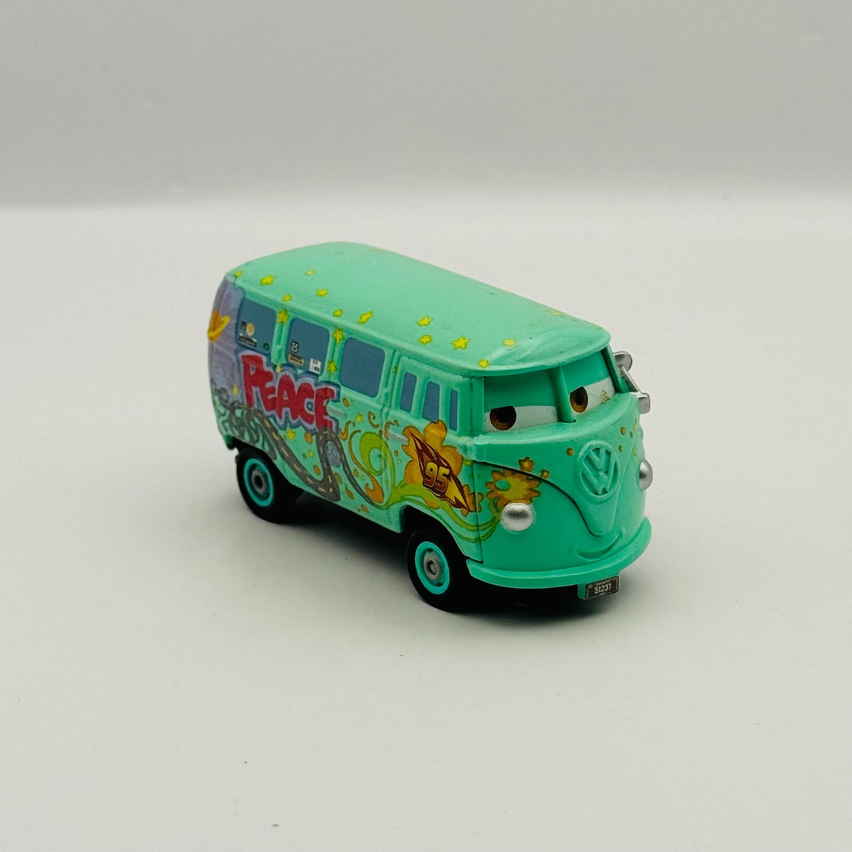 Disney Pixar Cars - RACE TEAM FILLMORE EXPRESSION VARIANT - 1:55 Diecast