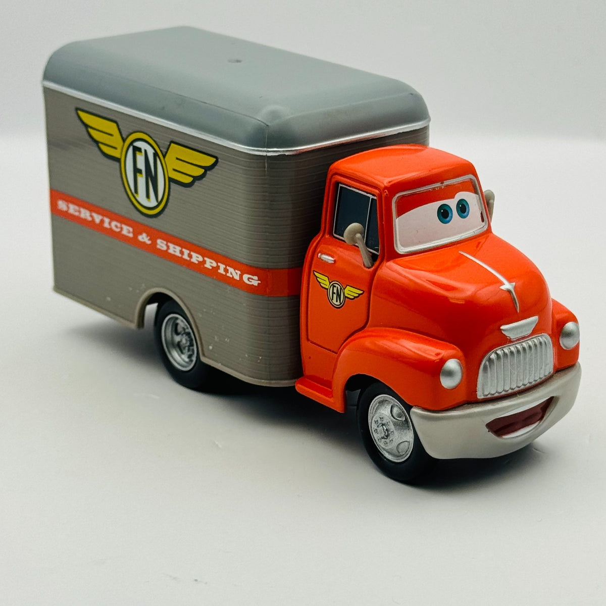 Disney Pixar Cars - MILES MEATTRUCK MALONE Mega Size Deluxe 2010 - 1:55 Diecast