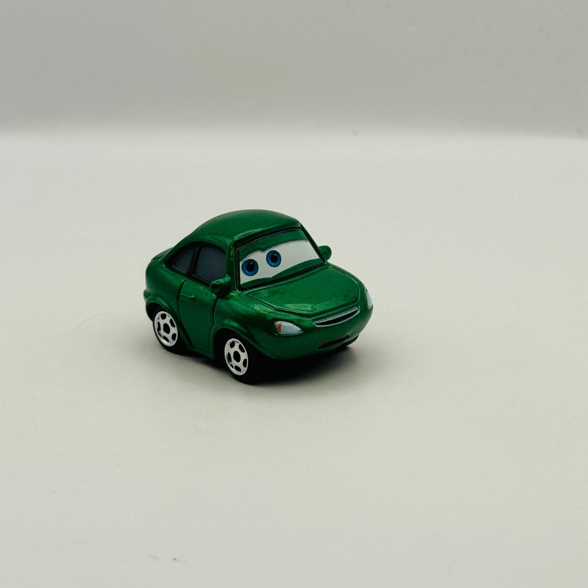 Disney Pixar Cars - BERTHA BUTTERSWAGON 2022 - 1:55 Diecast