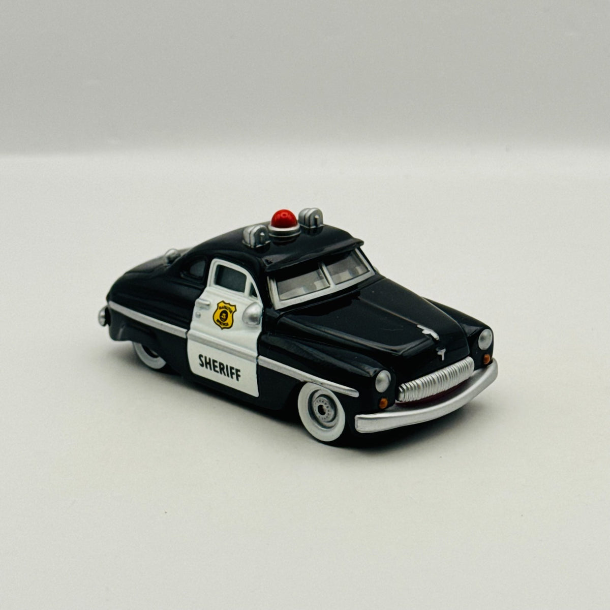 Disney Pixar Cars - LENTICULAR SHERIFF My Eyes Change 2010 - 1:55 Diecast