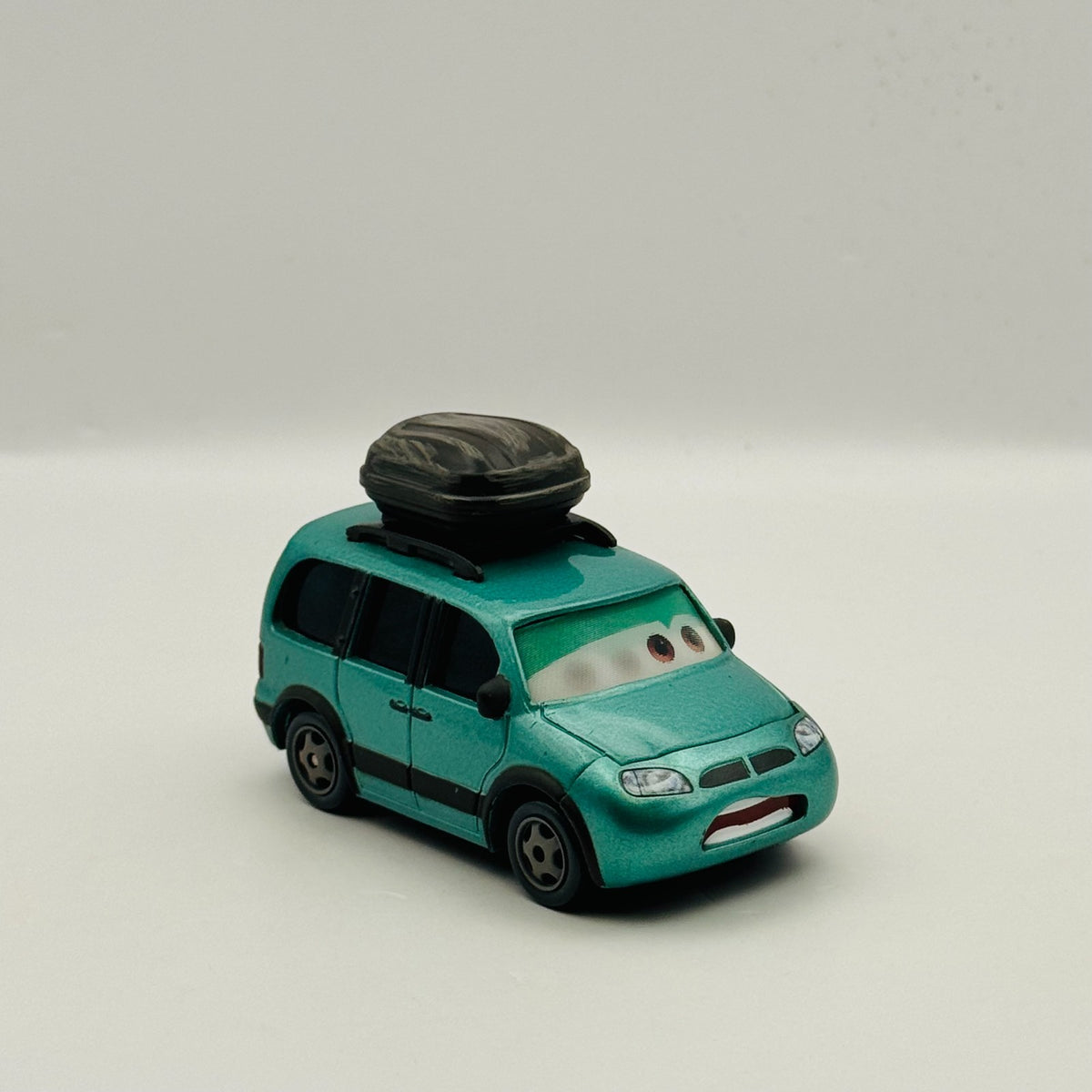 Disney Pixar Cars - SCREAMING VAN VARIANT LENTICULAR My Eyes Change 1:55 Diecast