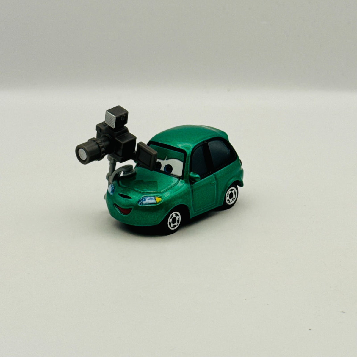 Disney Pixar Cars - DASH BOARDMAN Lost & Found 2022 - 1:55 Diecast