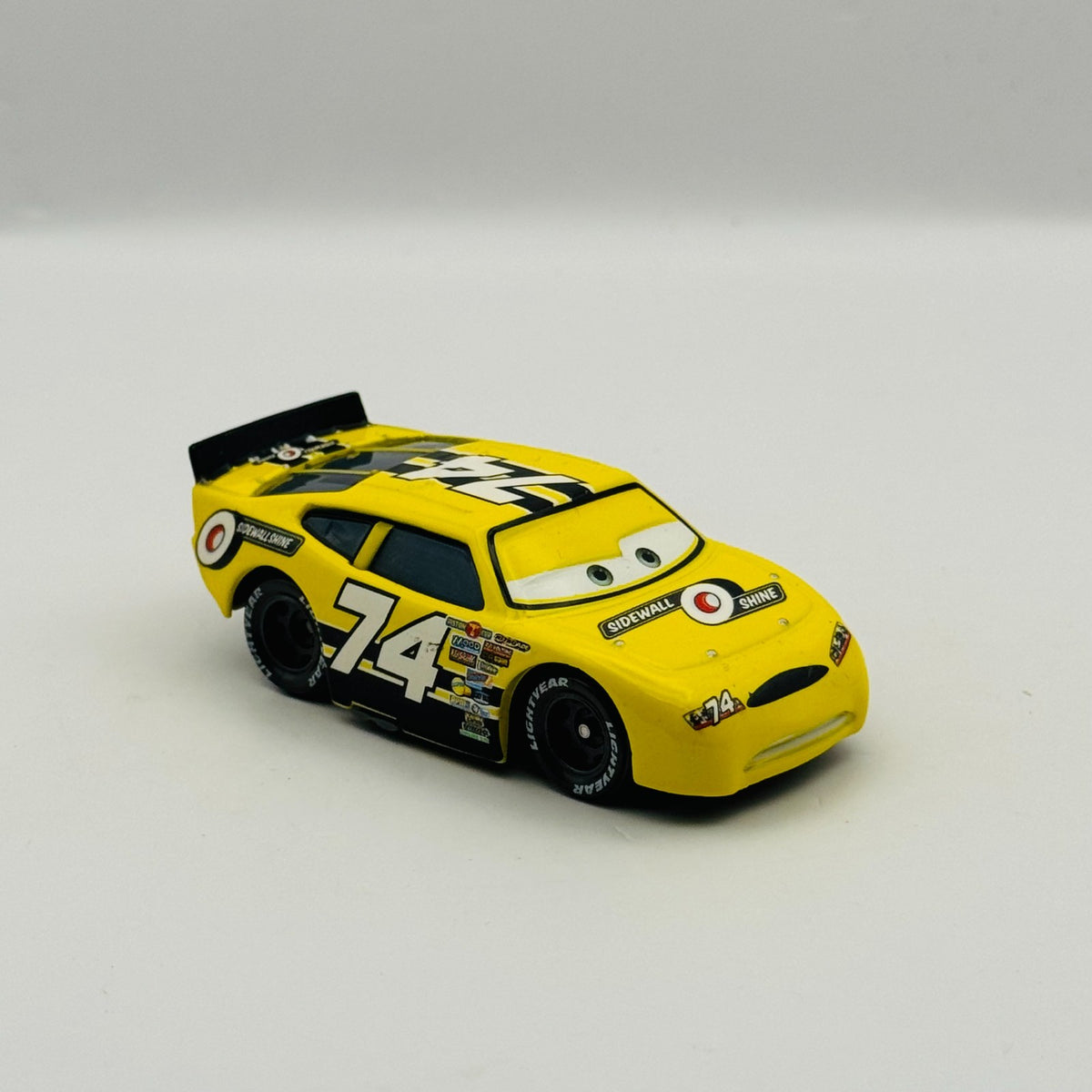 Disney Pixar Cars - SIDEWALL SHINE SLIDER PETROLSKI Piston Cup 2010 1:55 Diecast
