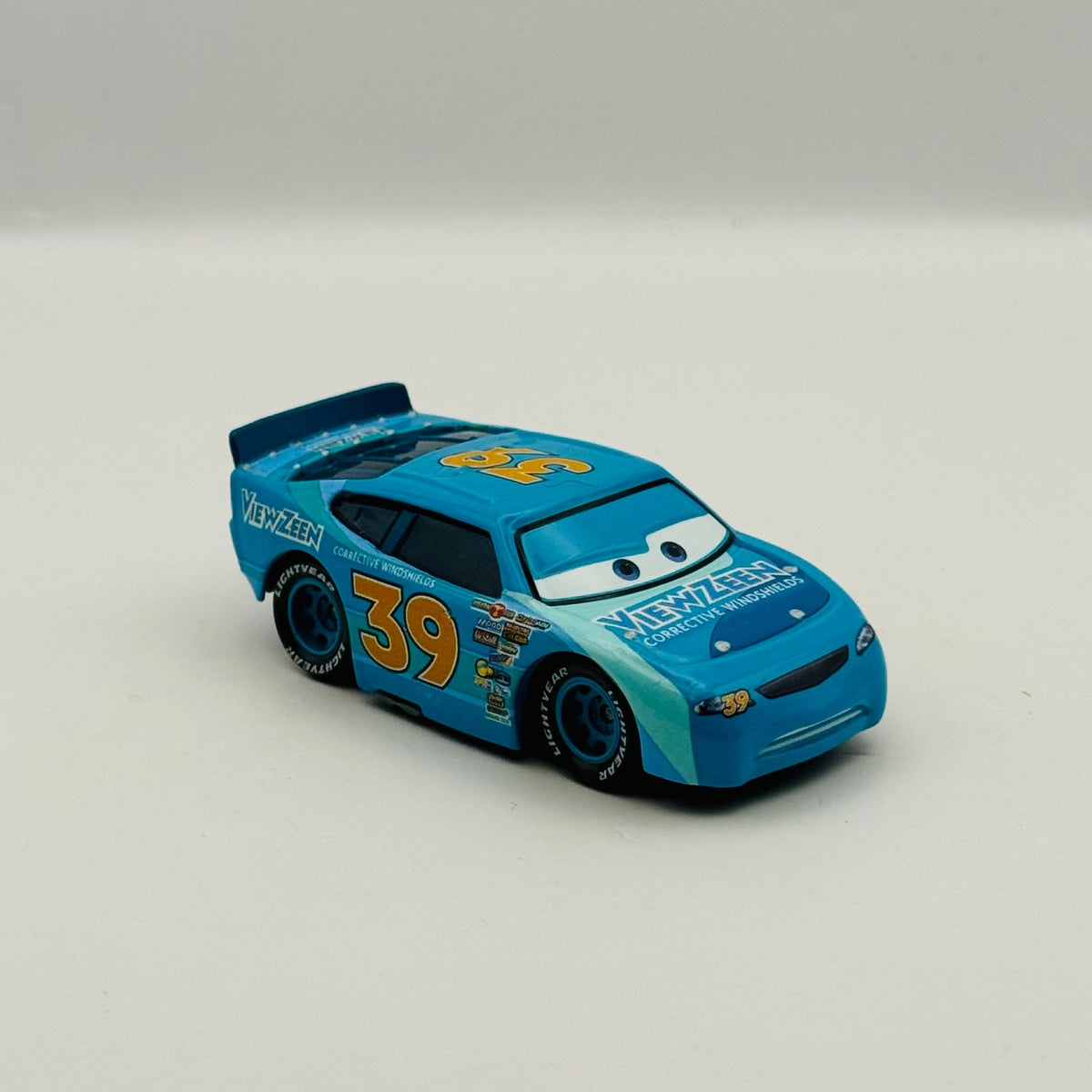 Disney Pixar Cars - VIEW ZEEN RYAN SHIELDS Piston Cup - 1:55 Diecast