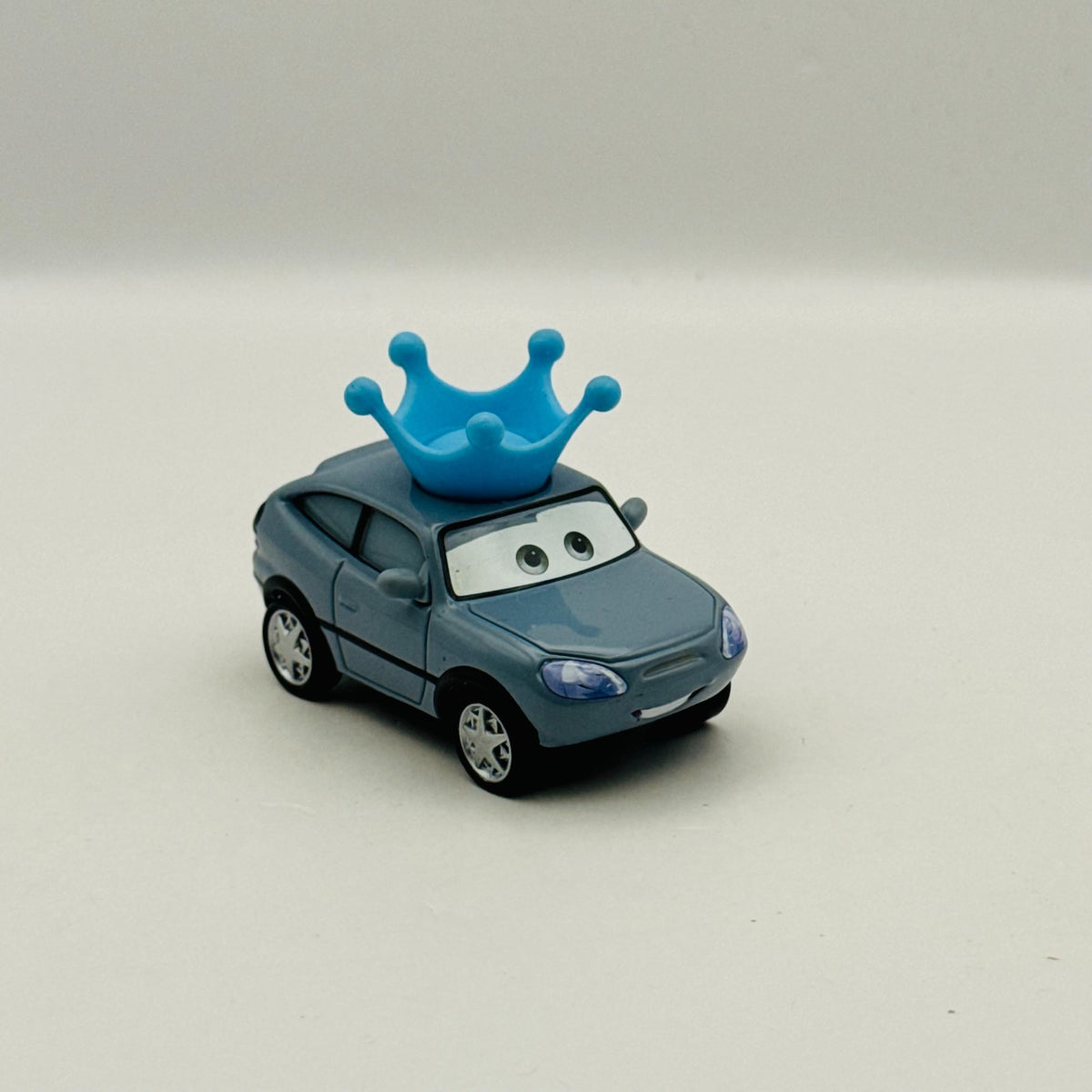 Disney Pixar Cars - DARLA VANDERSON LA Speedway 2016 - 1:55 Diecast