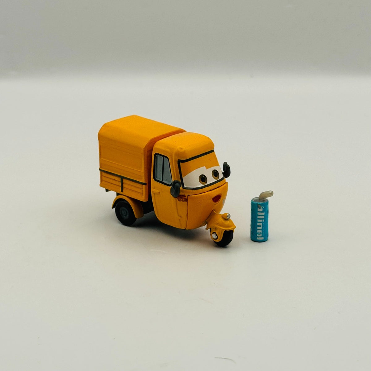 Disney Pixar Cars - SAL MACHIANI Allinol Blowout 2014 - 1:55 Diecast