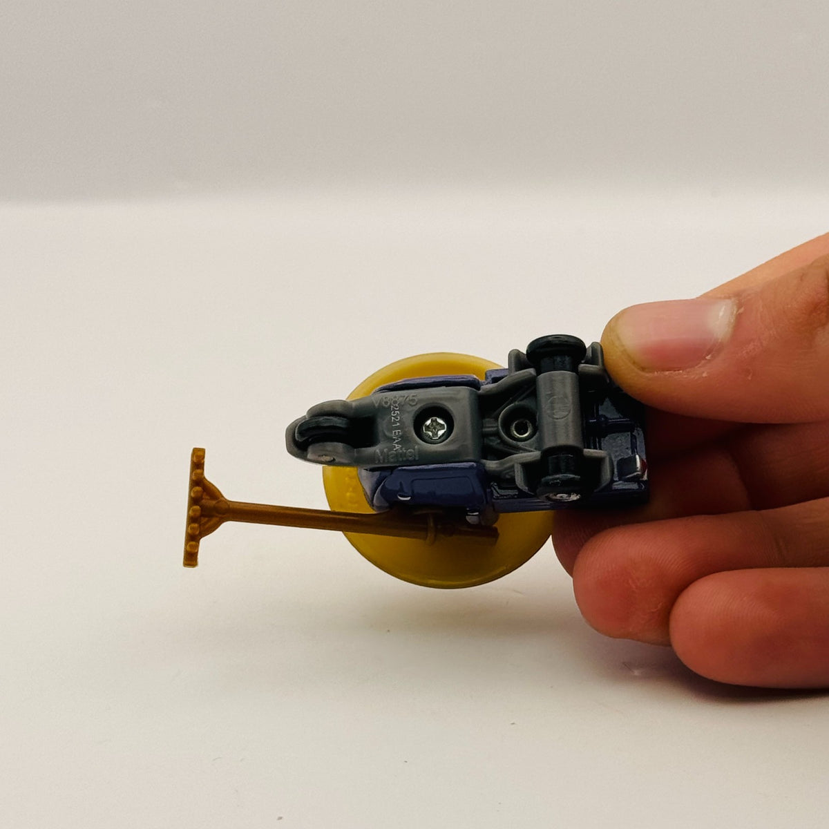 Disney Pixar Cars - ZEN MASTER PITTY WITH MUSTACHE Cars 2 2011 - 1:55 Diecast