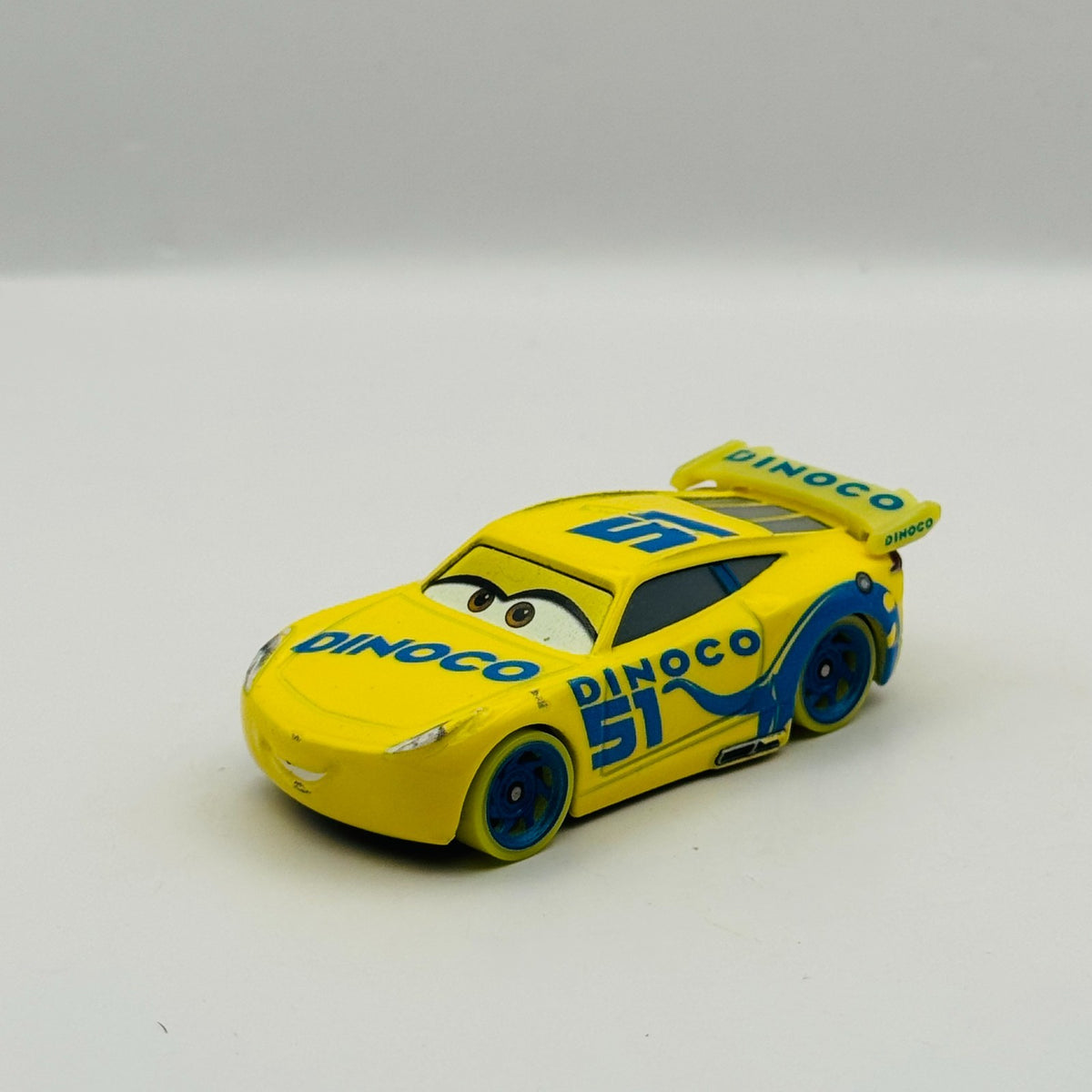 Disney Pixar Cars - GLOW RACERS CRUZ RAMIREZ (Glow In The Dark) - 1:55 Diecast
