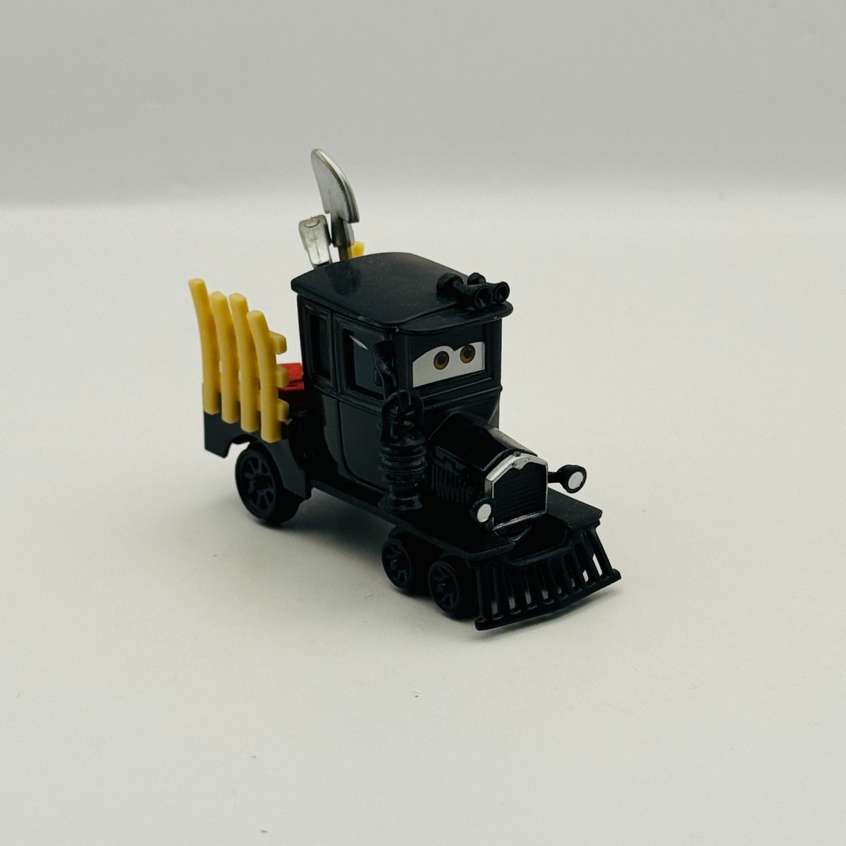 Disney Pixar Cars - GALLOPING GEARGRINDER Cars 2 2012 - 1:55 Diecast