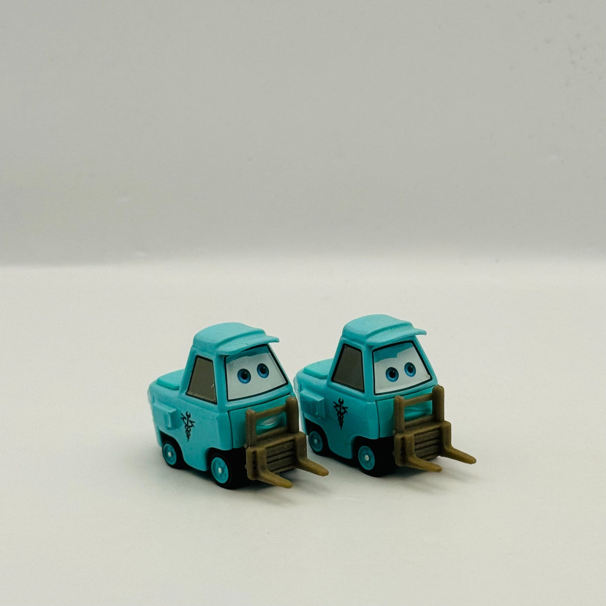 Disney Pixar Cars Toon - ORDERLY PITTYS #1 & 2 Rescue Squad Mater - 1:55 Diecast