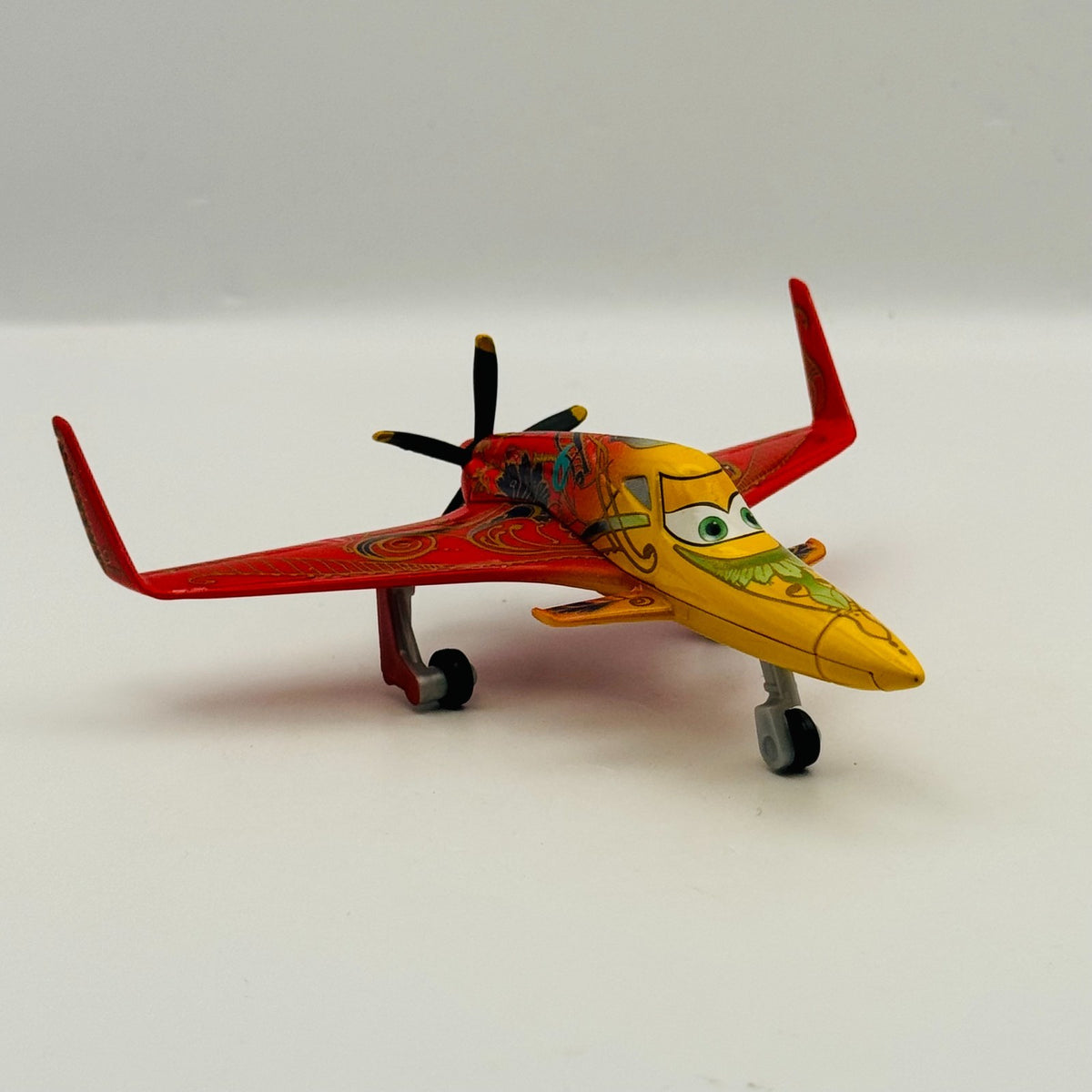 Disney Planes & Pixar Cars - ISHANI 2013 - 1:55 Diecast