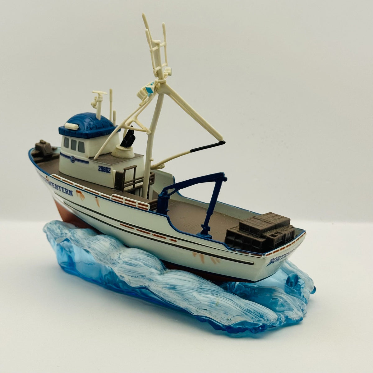 Disney Pixar Cars - CRABBY BOAT cars 2 2011 Disney Store - 1:43 Diecast