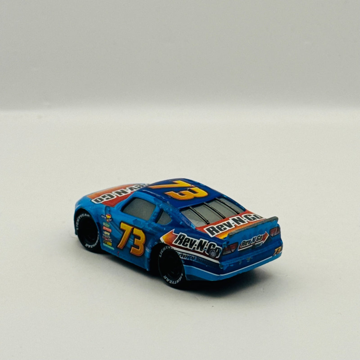 Disney Pixar Cars - CARS 3 REV N GO Veteran Racer 2017 - 1:55 Diecast