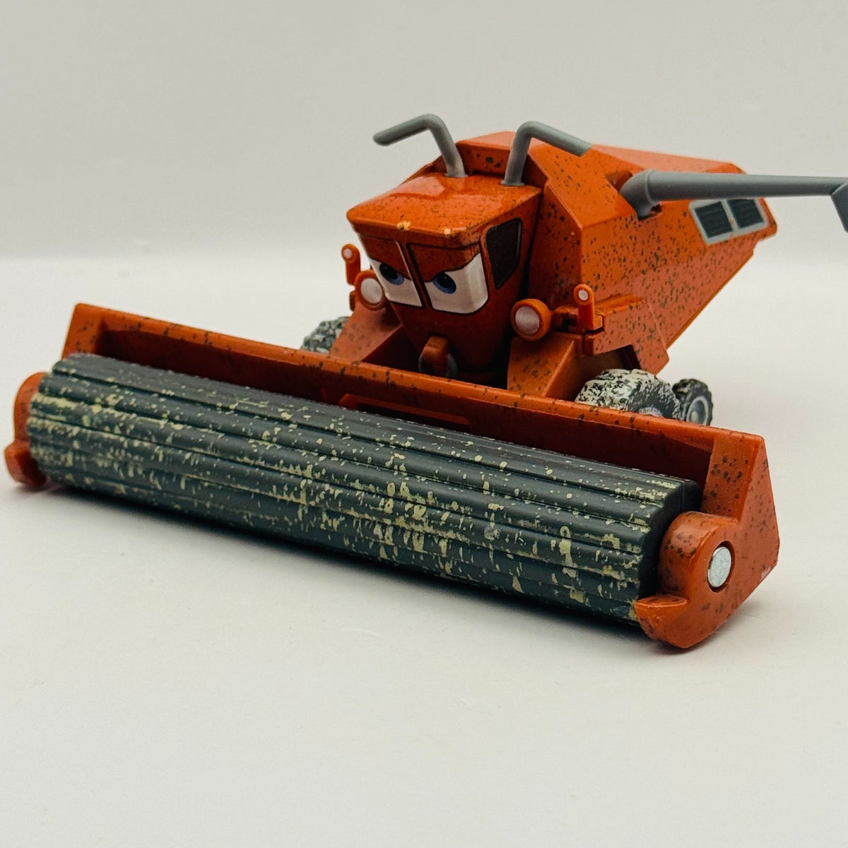 Disney Pixar Cars - FRANK THE COMBINE Deluxe Radiator Springs 2015- 1:55 Diecast