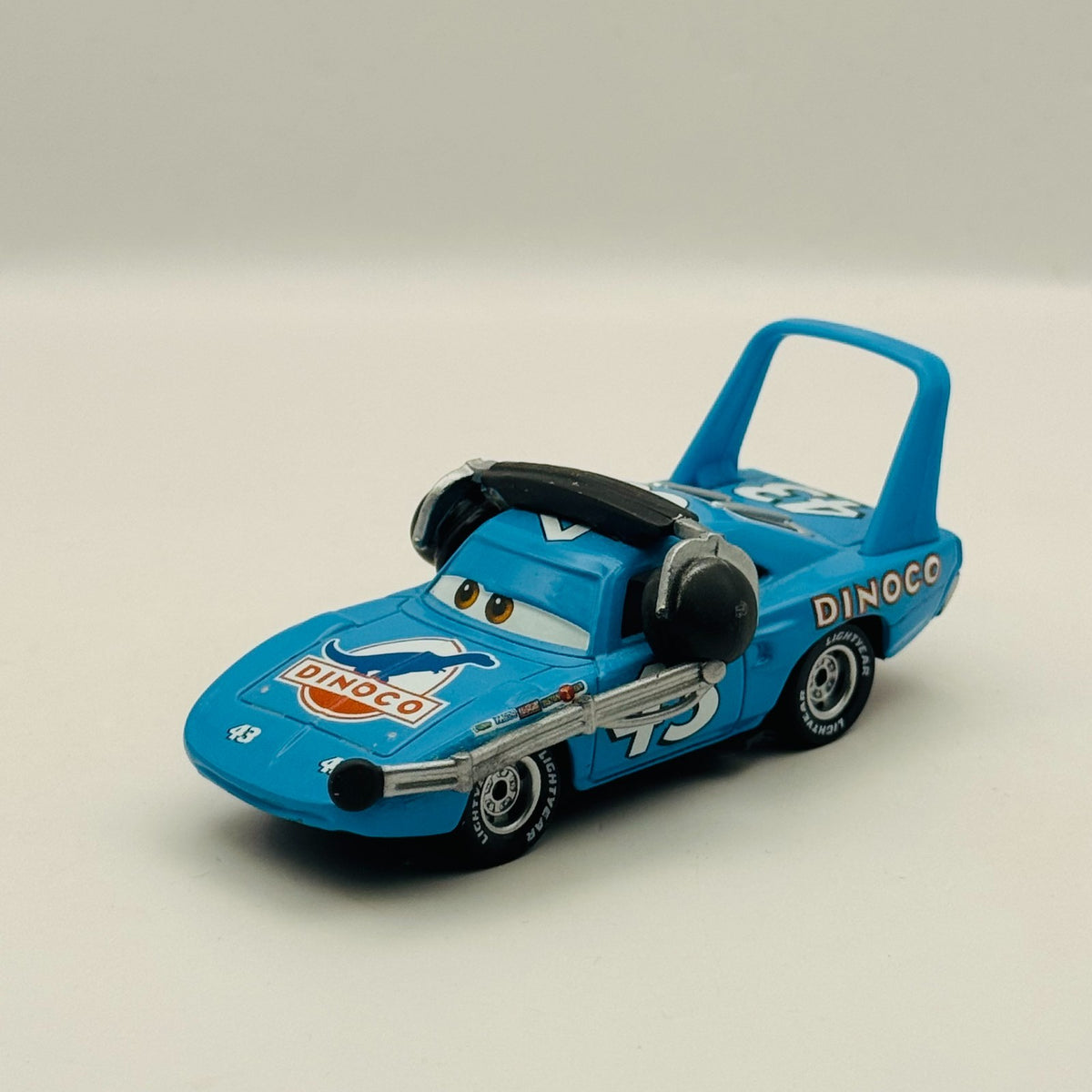 Disney Pixar Cars - CREW CHIEF THE KING WITH HEADSET Cars 3 Custom- 1:55 Diecast
