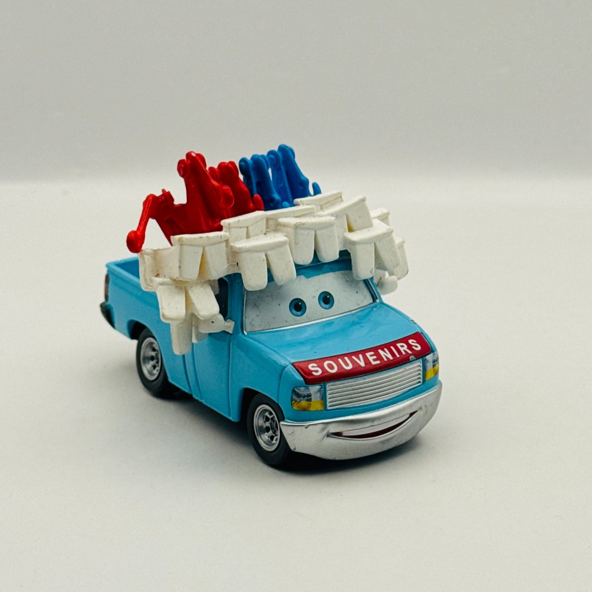 Disney Pixar Cars Toon - BUCK THE TOOTH VENDOR Mater The Greater - 1:55 Diecast