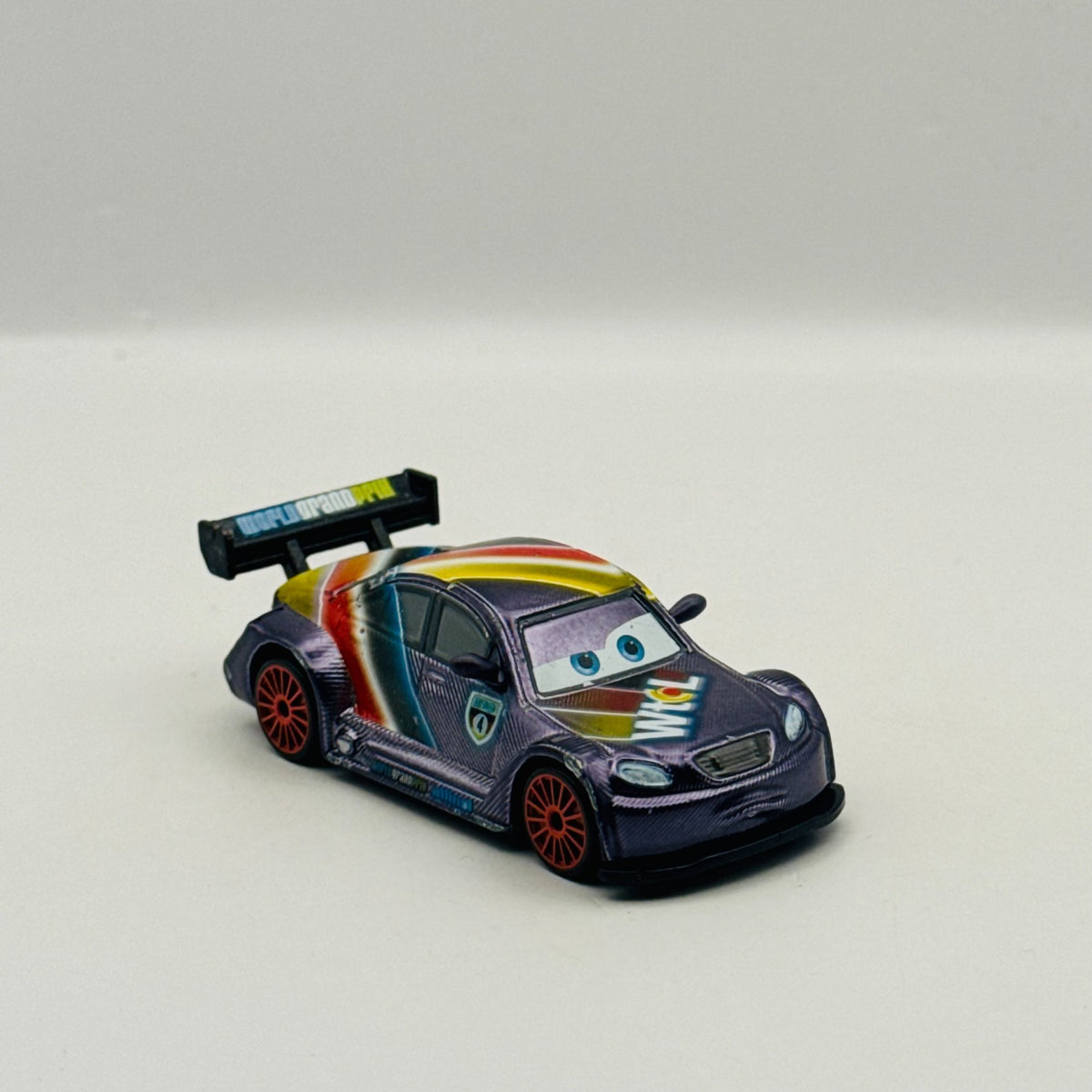 Disney Pixar Cars - NEON RACERS MAX SCHNELL WGP TROC 2014 - 1:55 Diecast