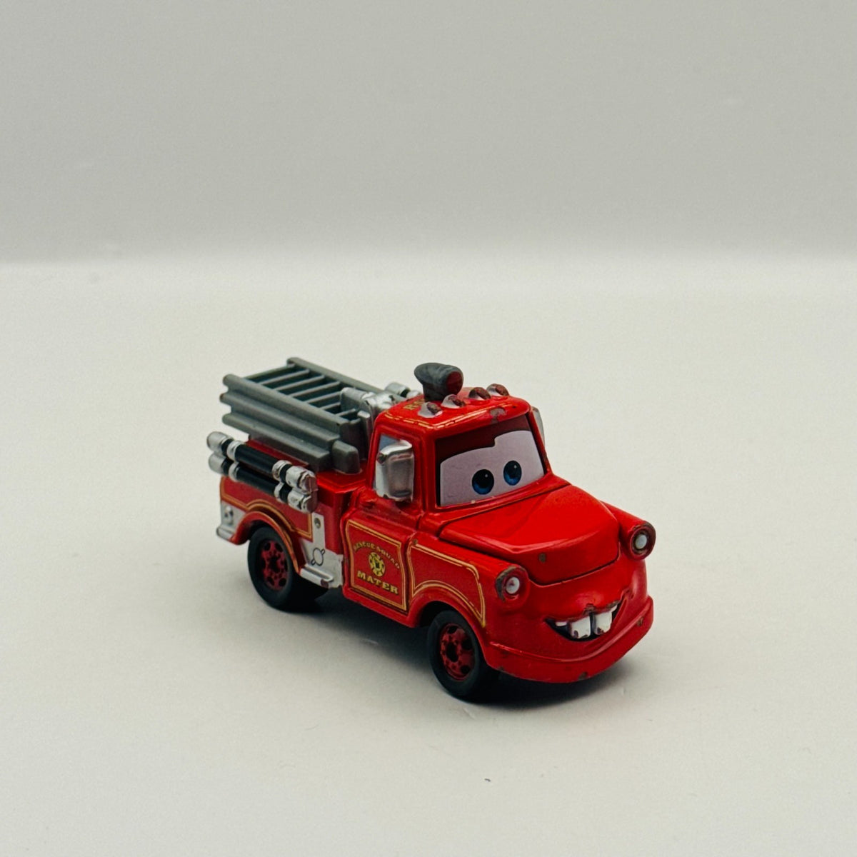 Disney Pixar Cars - Tomica RESCUE SQUAD MATER C-35 - 1:64 Diecast