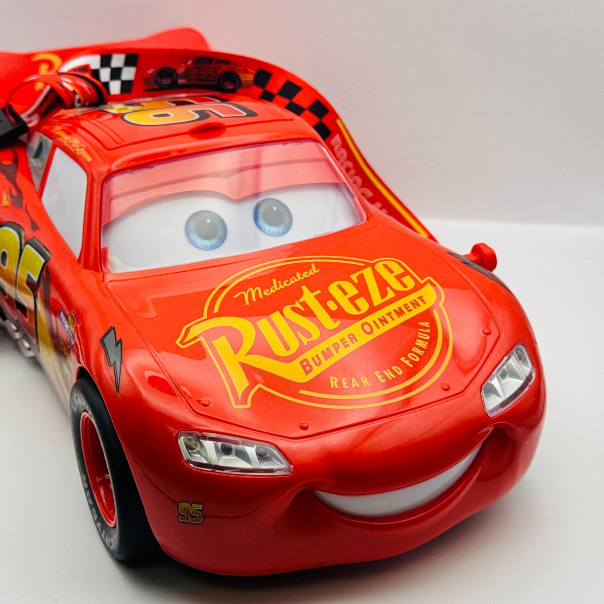 Disney Pixar Cars - LIGHT-UP MCQUEEN POPCORN BUCKET 20TH ANNIVERSARY 1:18 Scale