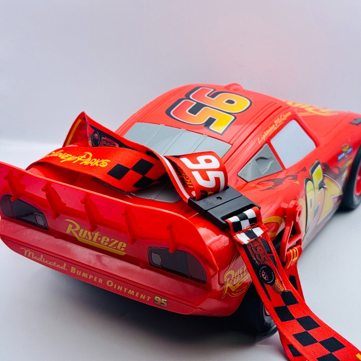 Disney Pixar Cars - LIGHT-UP MCQUEEN POPCORN BUCKET 20TH ANNIVERSARY 1:18 Scale