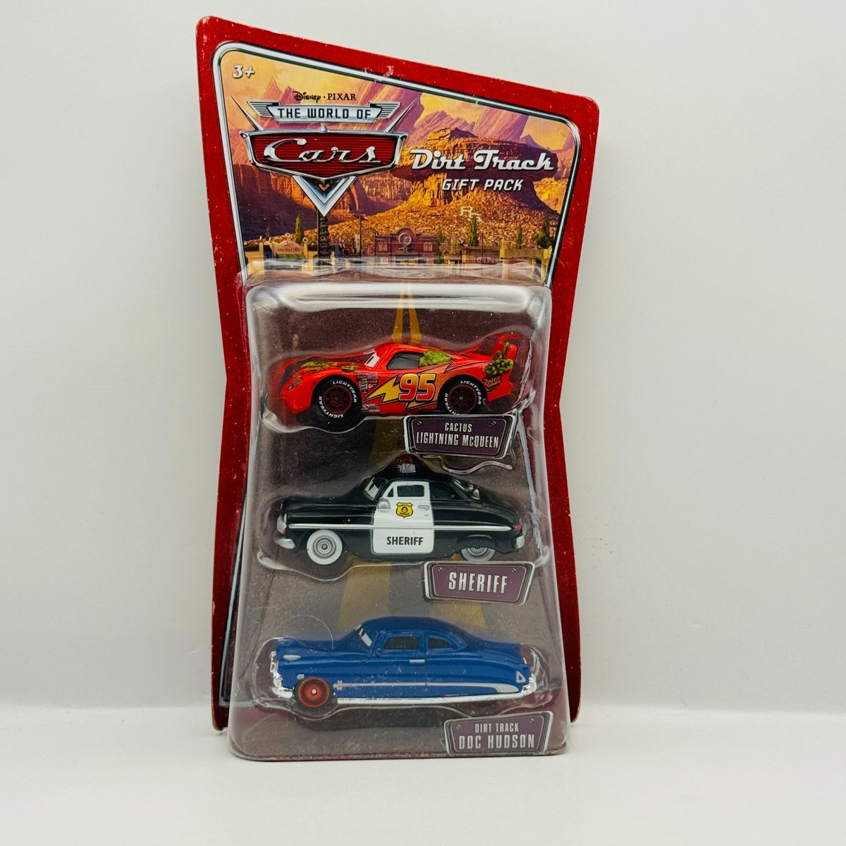 Disney Pixar Cars - DIRT TRACK 3-PK DIRT TRACK DOC, CACTUS 2008 - 1:55 Diecast